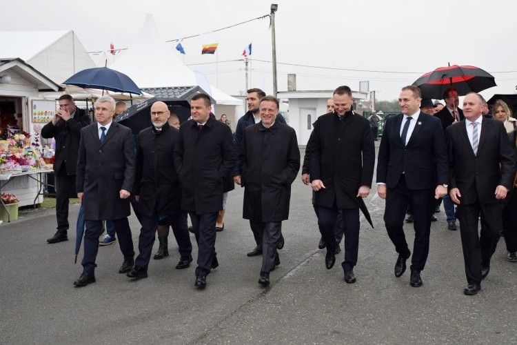 Slika /slike/Priopcenja/naslovna gudovec.jpg